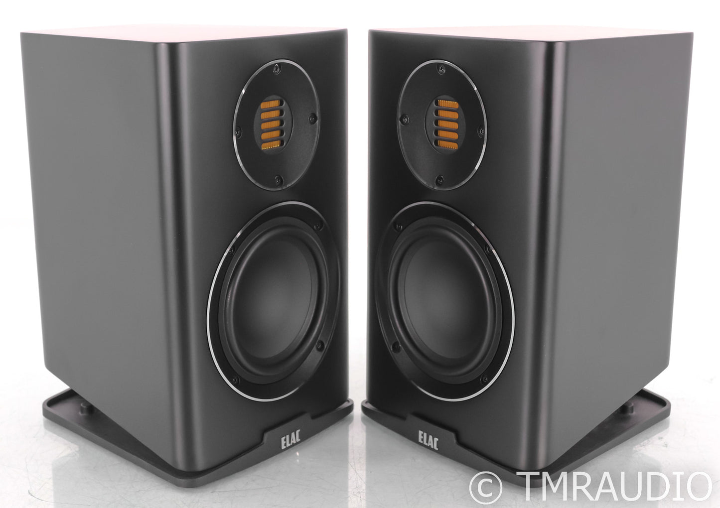Elac Carina BS243.4 Bookshelf Speakers (Pair)