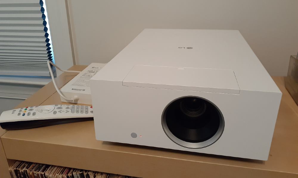 LG CineBeam HU710PW - 4K Projector-Home theater expert Store